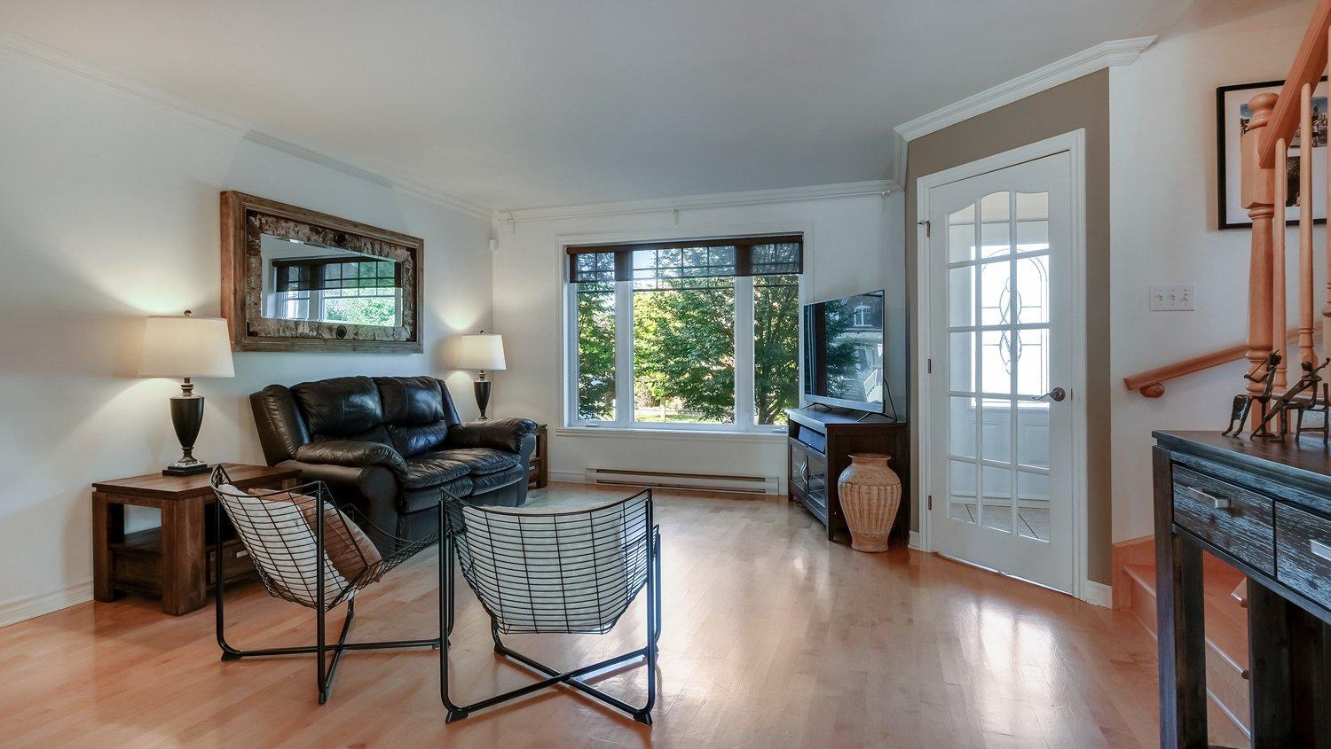 









1663


Rue des Renards

,
Longueuil (Le Vieux-Longueuil),




QC
J4M0A1

