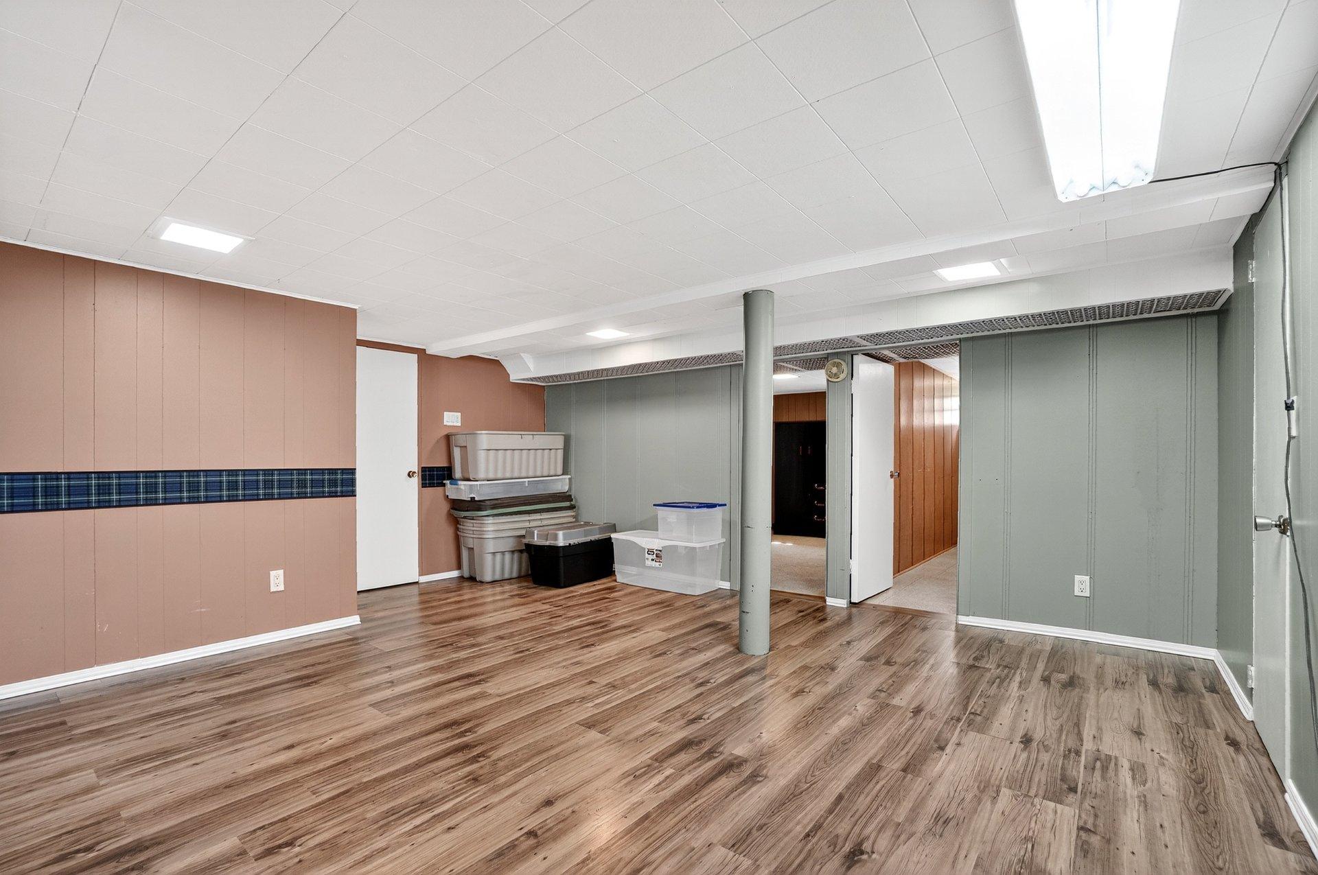









436


6e Avenue

,
Saint-Jean-sur-Richelieu,




QC
J2X1R5

