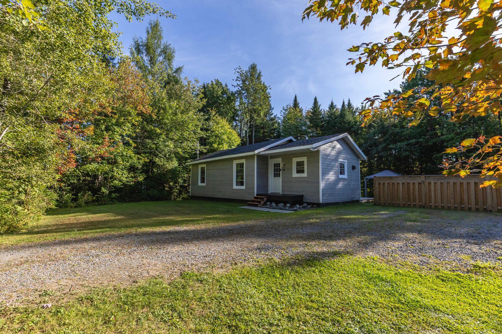 









14


Rue Dulude

,
Pont-Rouge,




QC
G3H2V2

