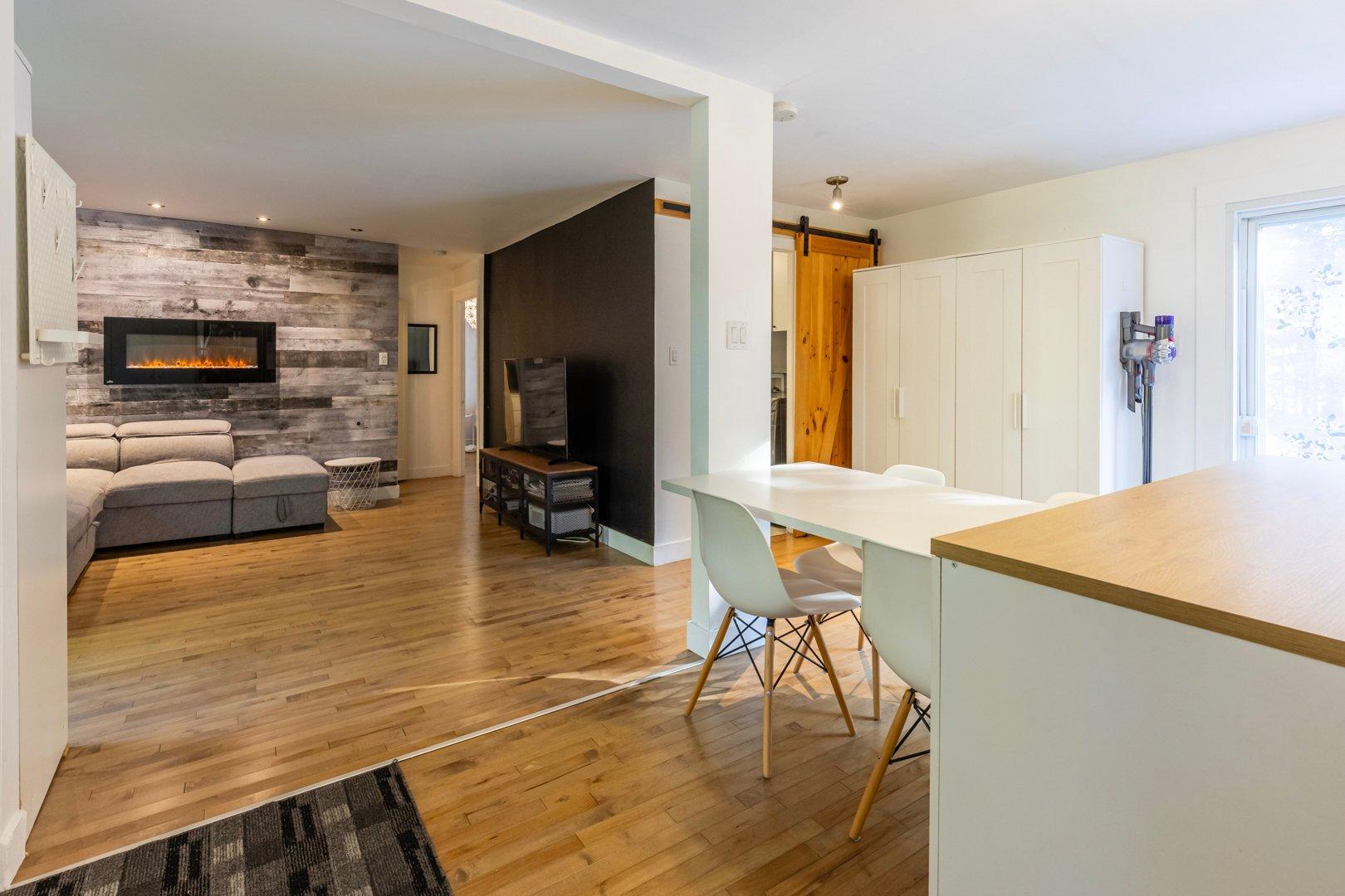 









14


Rue Dulude

,
Pont-Rouge,




QC
G3H2V2

