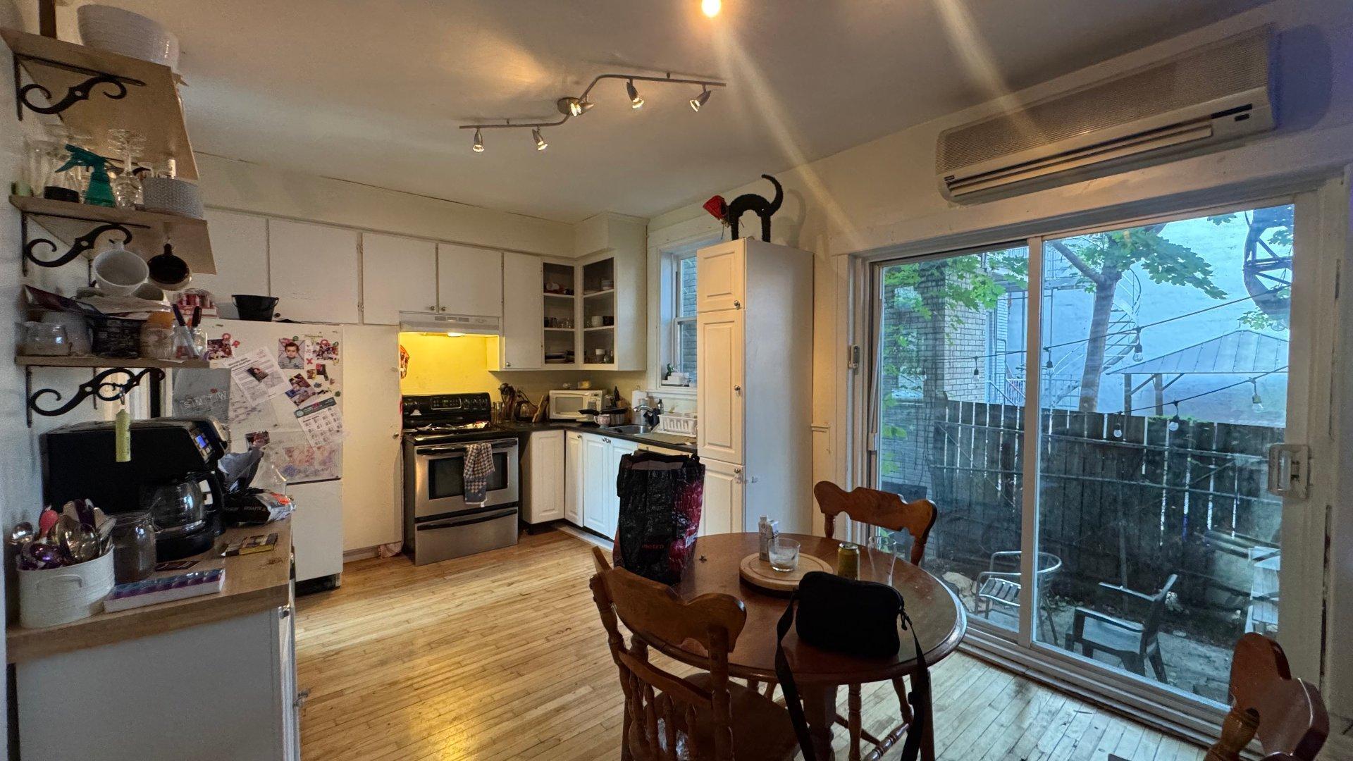 









591

 - 599


Rue Sicard

,
Montréal (Mercier/Hochelaga-Maisonneuve),




QC
H1V2X3


