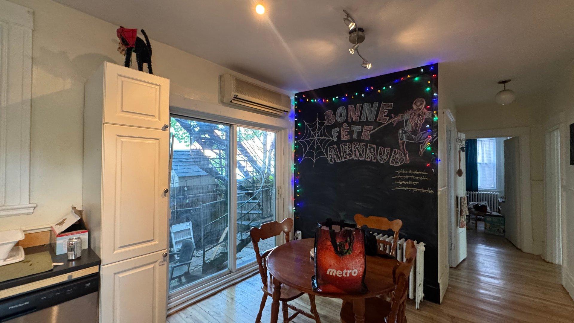 









591

 - 599


Rue Sicard

,
Montréal (Mercier/Hochelaga-Maisonneuve),




QC
H1V2X3

