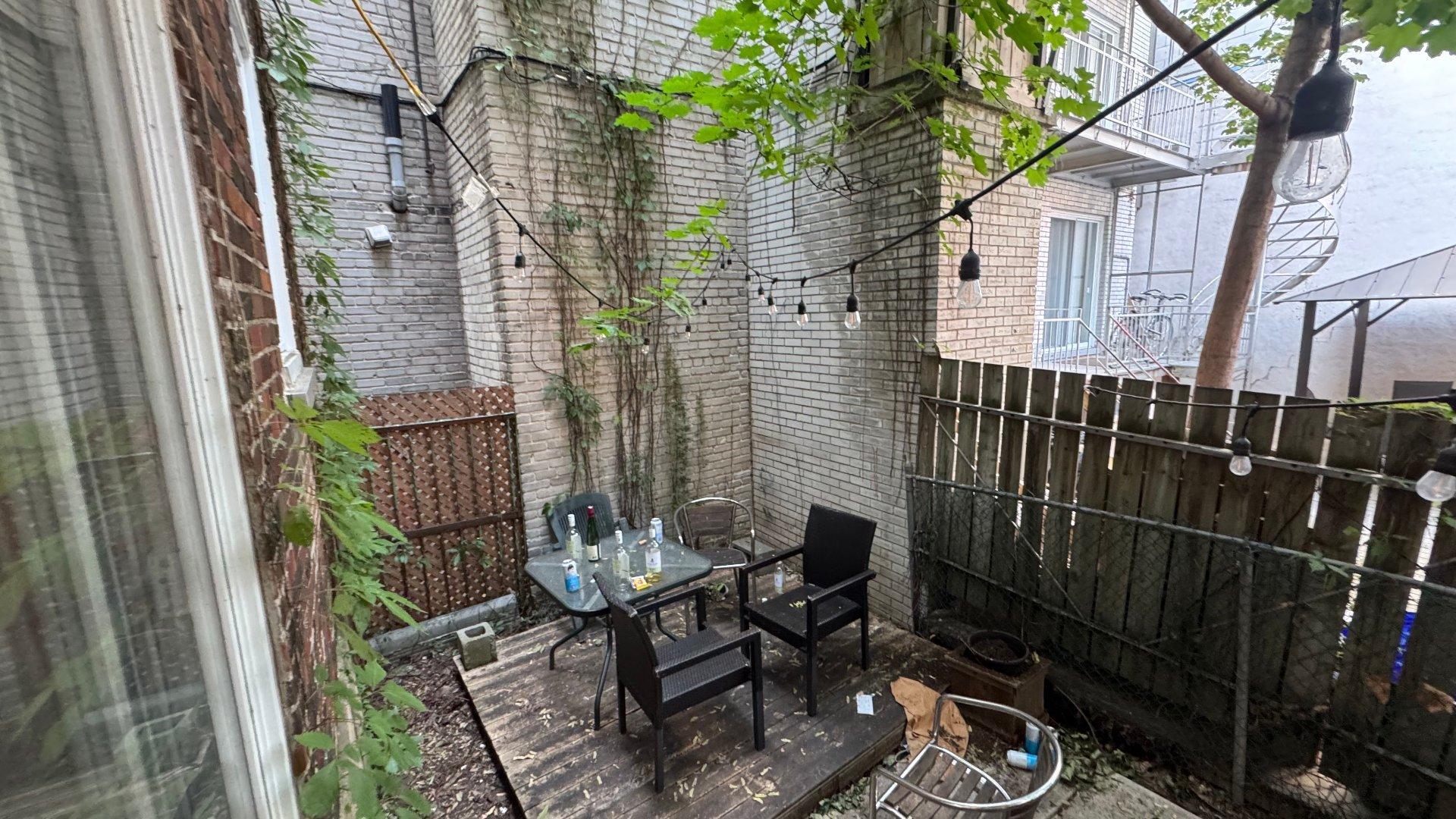 









591

 - 599


Rue Sicard

,
Montréal (Mercier/Hochelaga-Maisonneuve),




QC
H1V2X3

