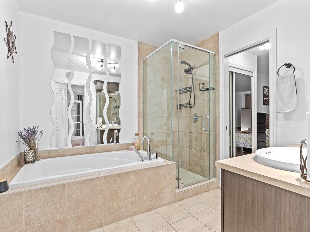 









3970


Boul. de Chenonceau

, 302,
Chomedey (Laval),




QC
H7T0B2

