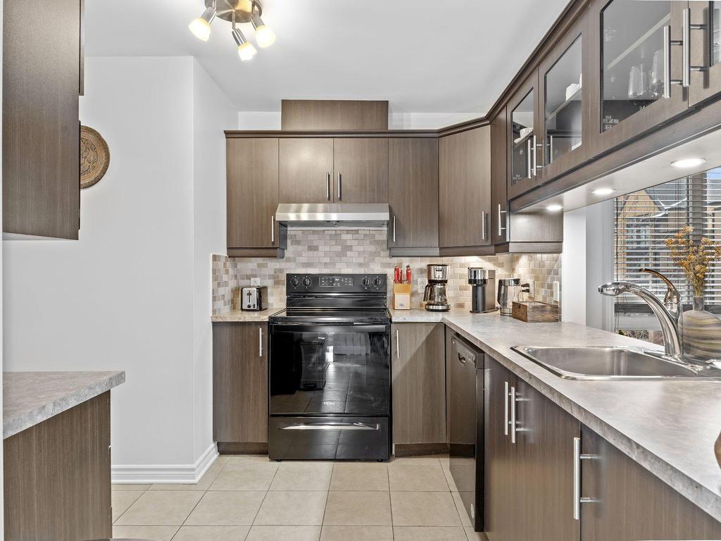 









3970


Boul. de Chenonceau

, 302,
Chomedey (Laval),




QC
H7T0B2

