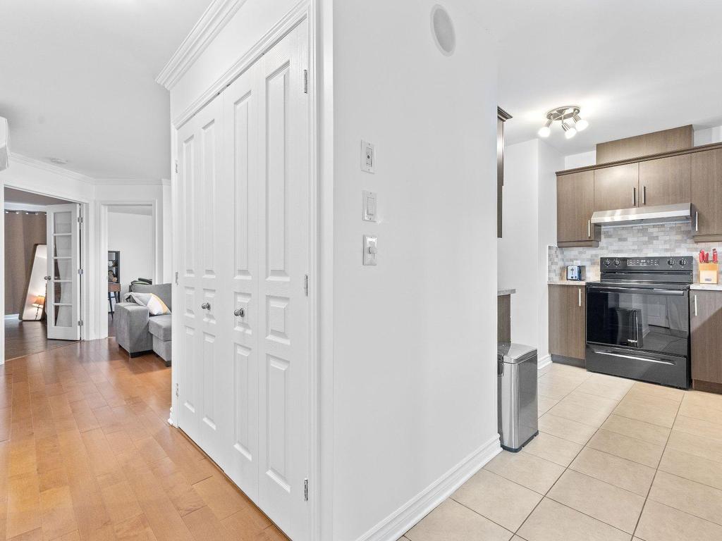 









3970


Boul. de Chenonceau

, 302,
Chomedey (Laval),




QC
H7T0B2


