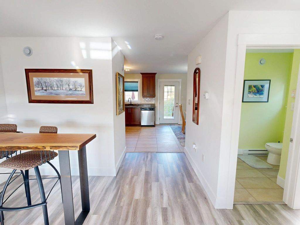 












65 Fescue Court

,
Middle Sackville,




NS
B4E 0L7

