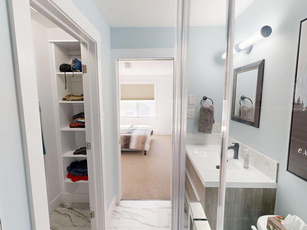 












65 Fescue Court

,
Middle Sackville,




NS
B4E 0L7

