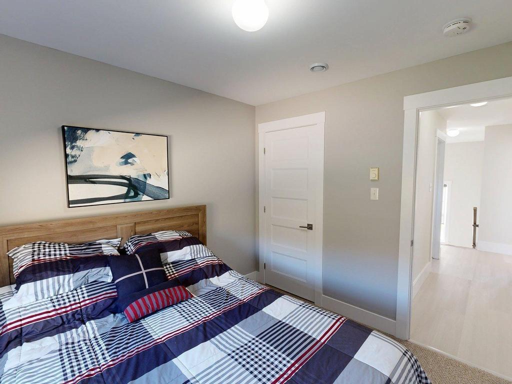 












65 Fescue Court

,
Middle Sackville,




NS
B4E 0L7

