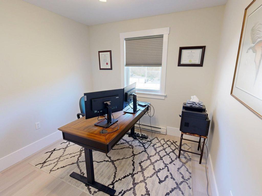 












65 Fescue Court

,
Middle Sackville,




NS
B4E 0L7

