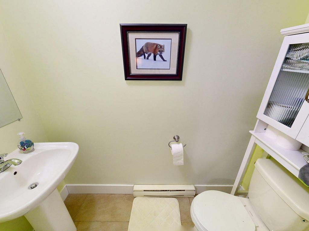 












65 Fescue Court

,
Middle Sackville,




NS
B4E 0L7

