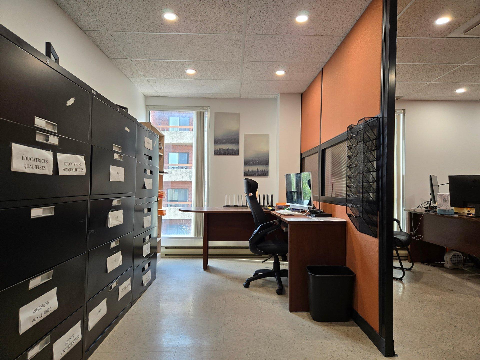 









1405


Boul. Henri-Bourassa O.

, 200,
Montréal (Ahuntsic-Cartierville),




QC
H3M3B2

