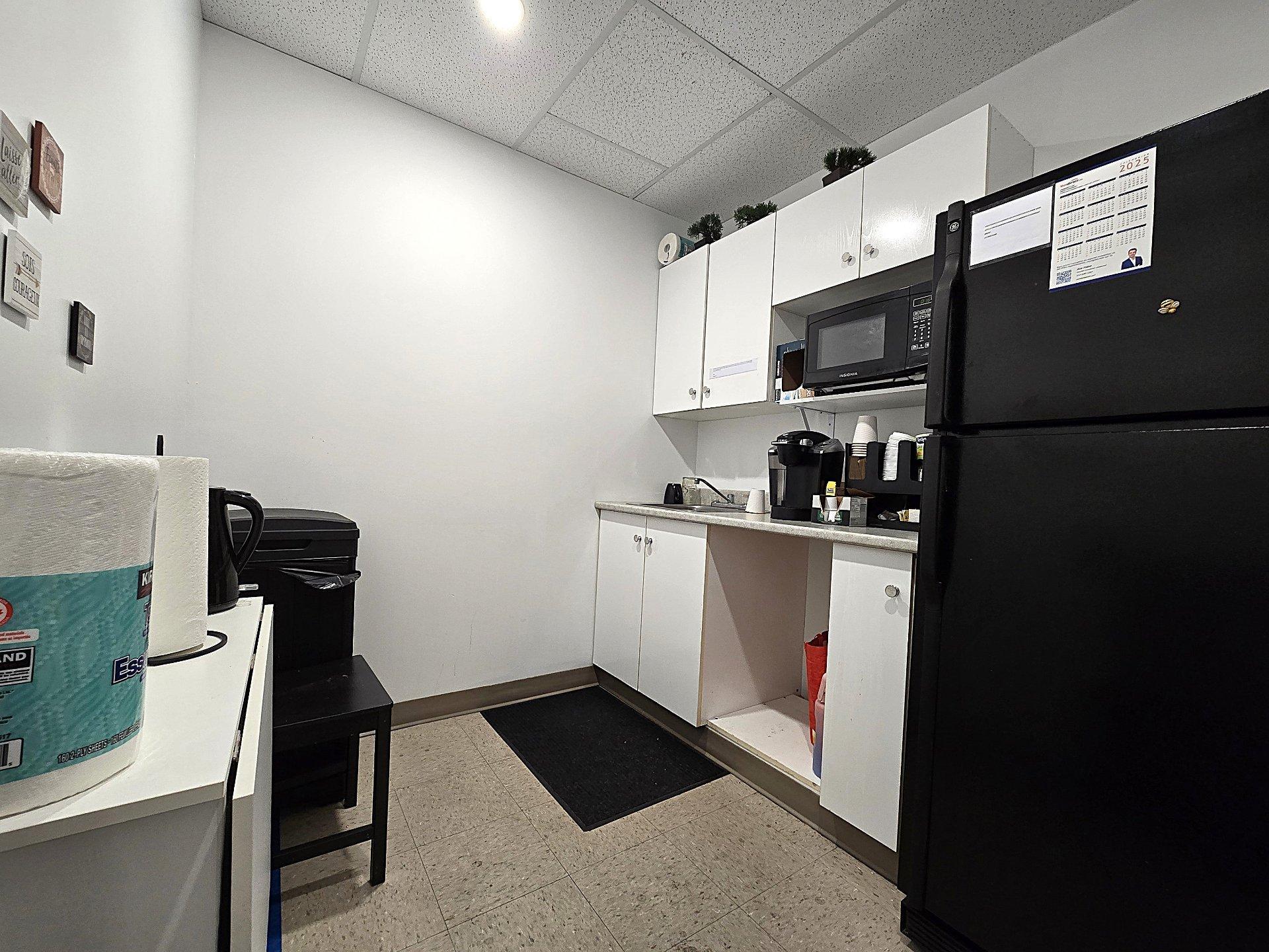 









1405


Boul. Henri-Bourassa O.

, 200,
Montréal (Ahuntsic-Cartierville),




QC
H3M3B2

