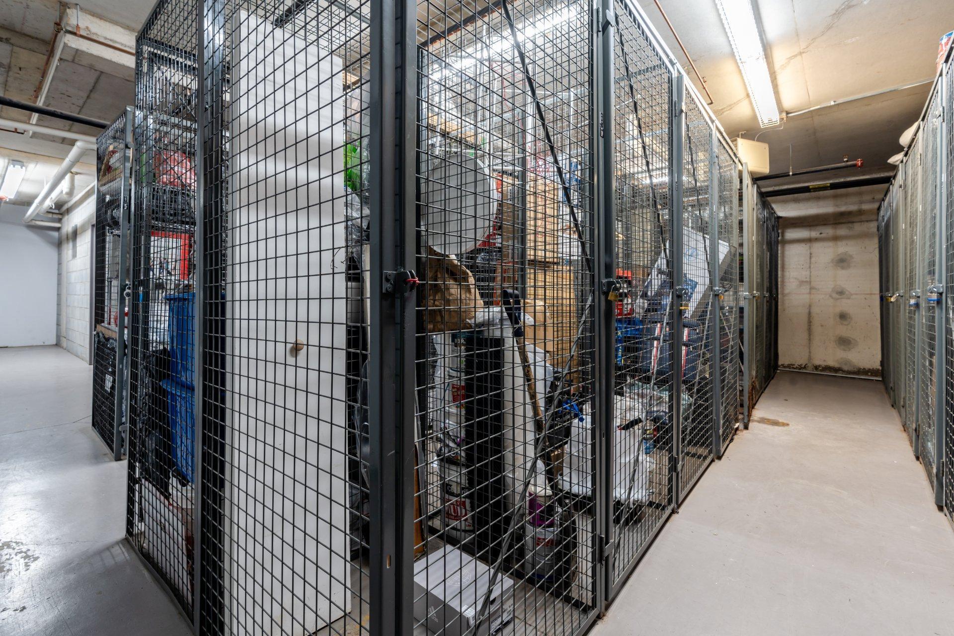 









98


Rue Charlotte

, 158,
Montréal (Ville-Marie),




QC
H2X3V2

