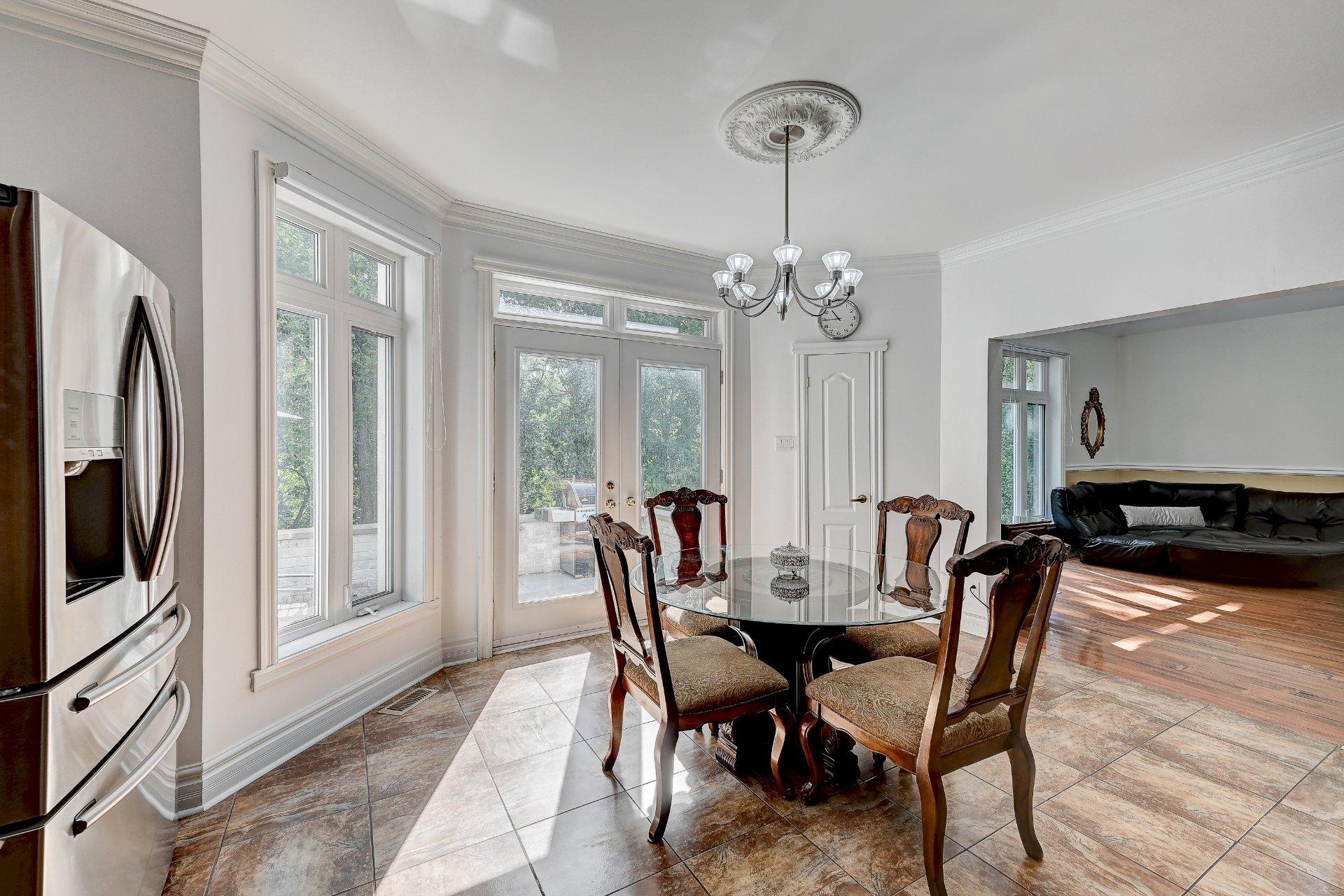 









136


Rue Jean-De Ronceray

,
Carignan,




QC
J3L6L8

