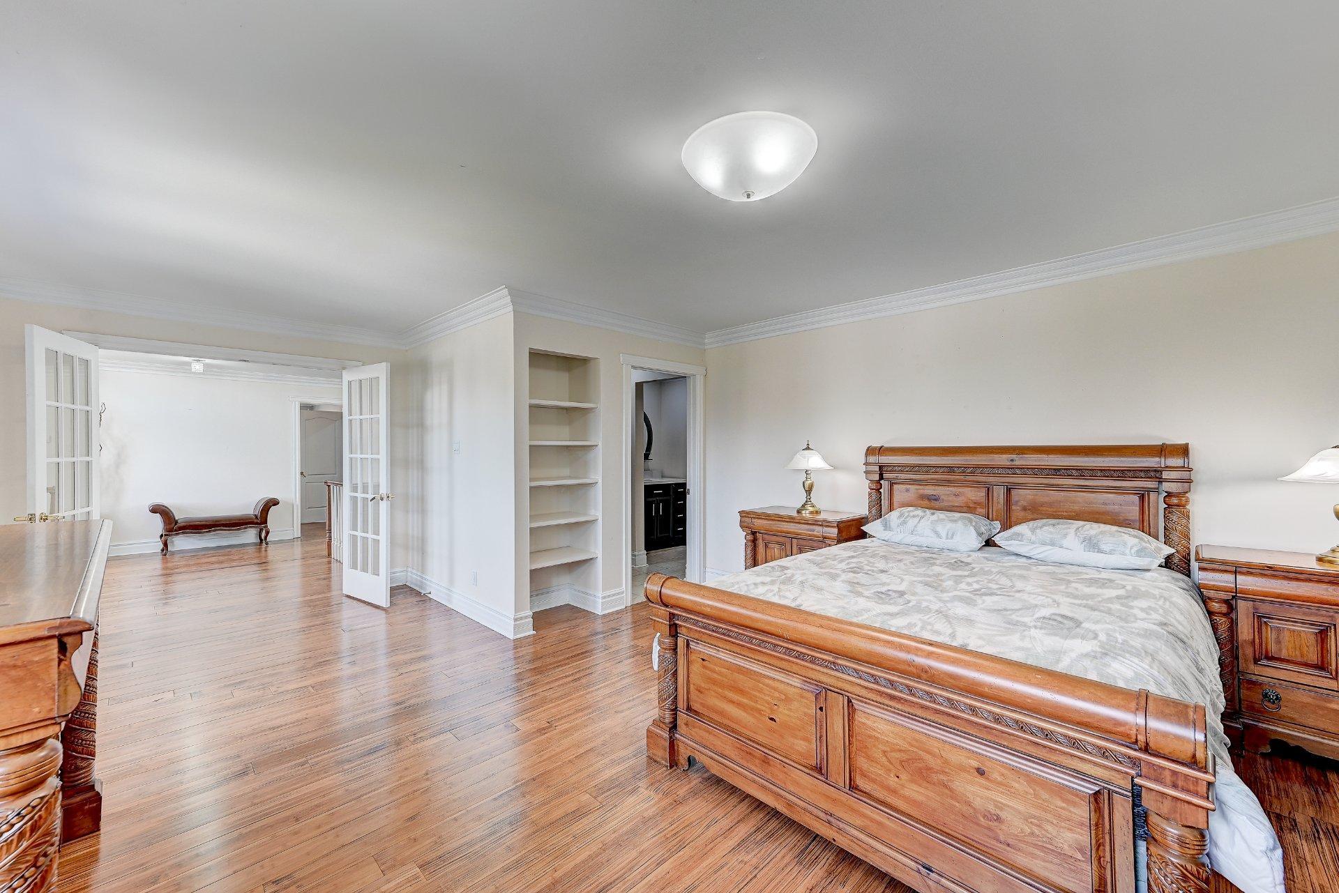 









136


Rue Jean-De Ronceray

,
Carignan,




QC
J3L6L8

