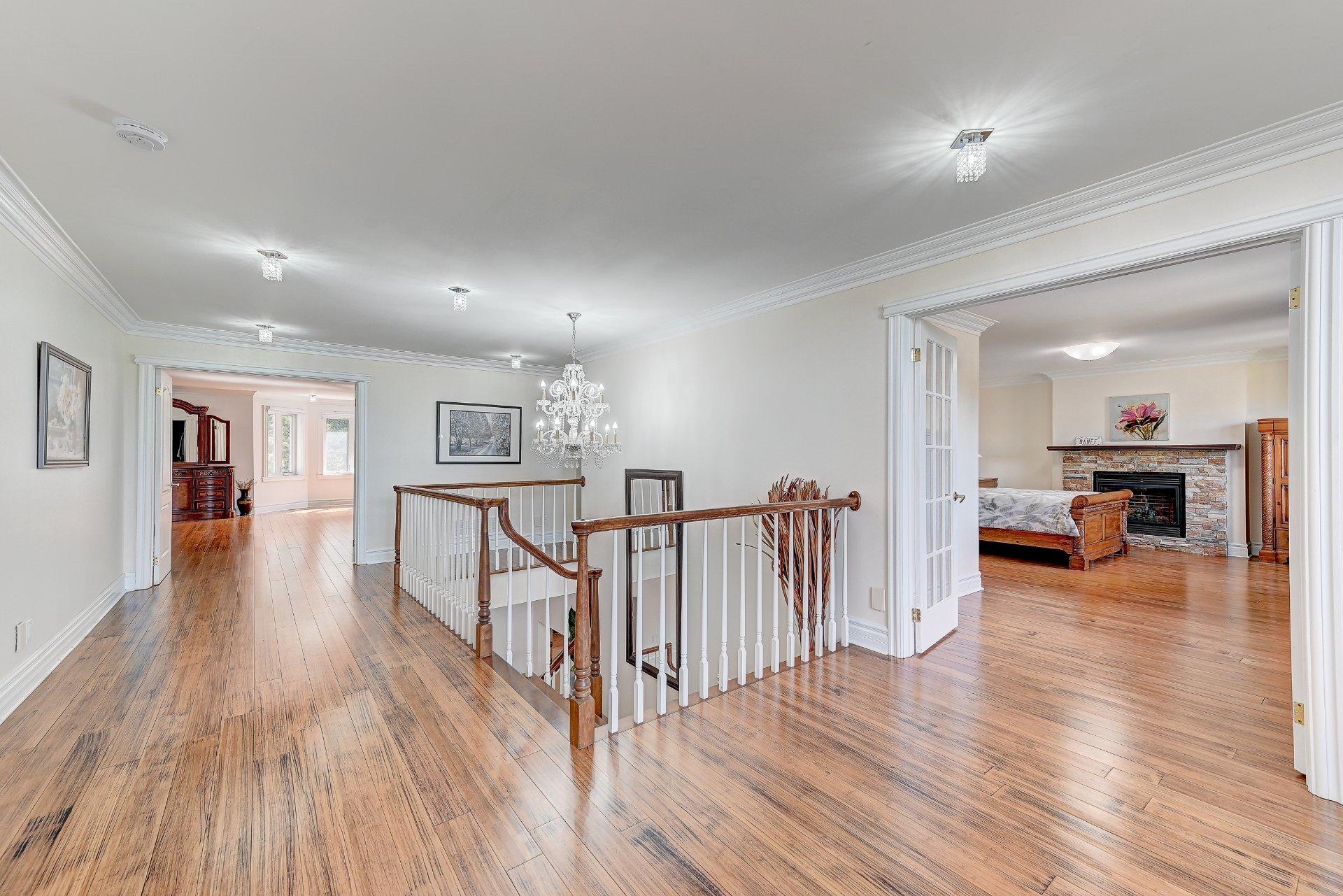 









136


Rue Jean-De Ronceray

,
Carignan,




QC
J3L6L8

