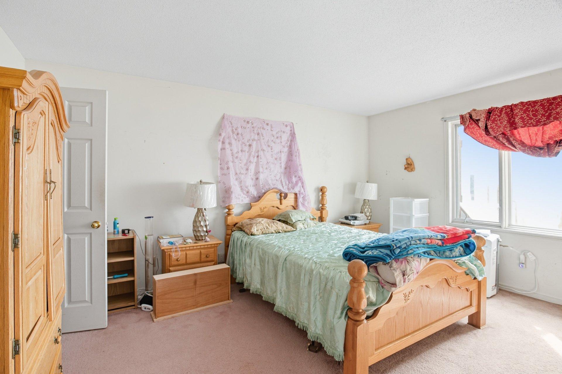 









64


Rue Jean-De La Fontaine

,
Gatineau (Aylmer),




QC
J9J2P5

