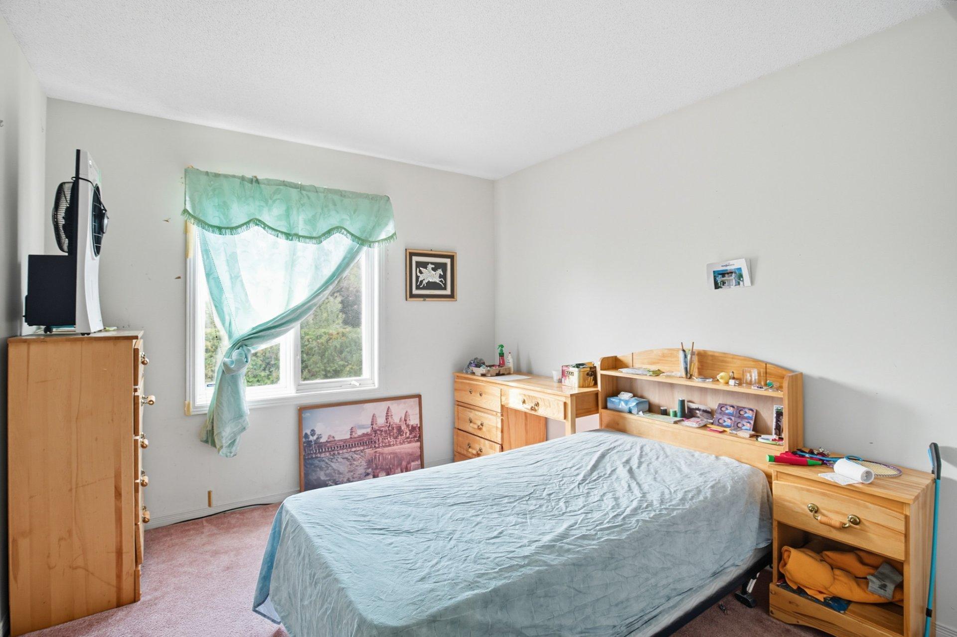 









64


Rue Jean-De La Fontaine

,
Gatineau (Aylmer),




QC
J9J2P5

