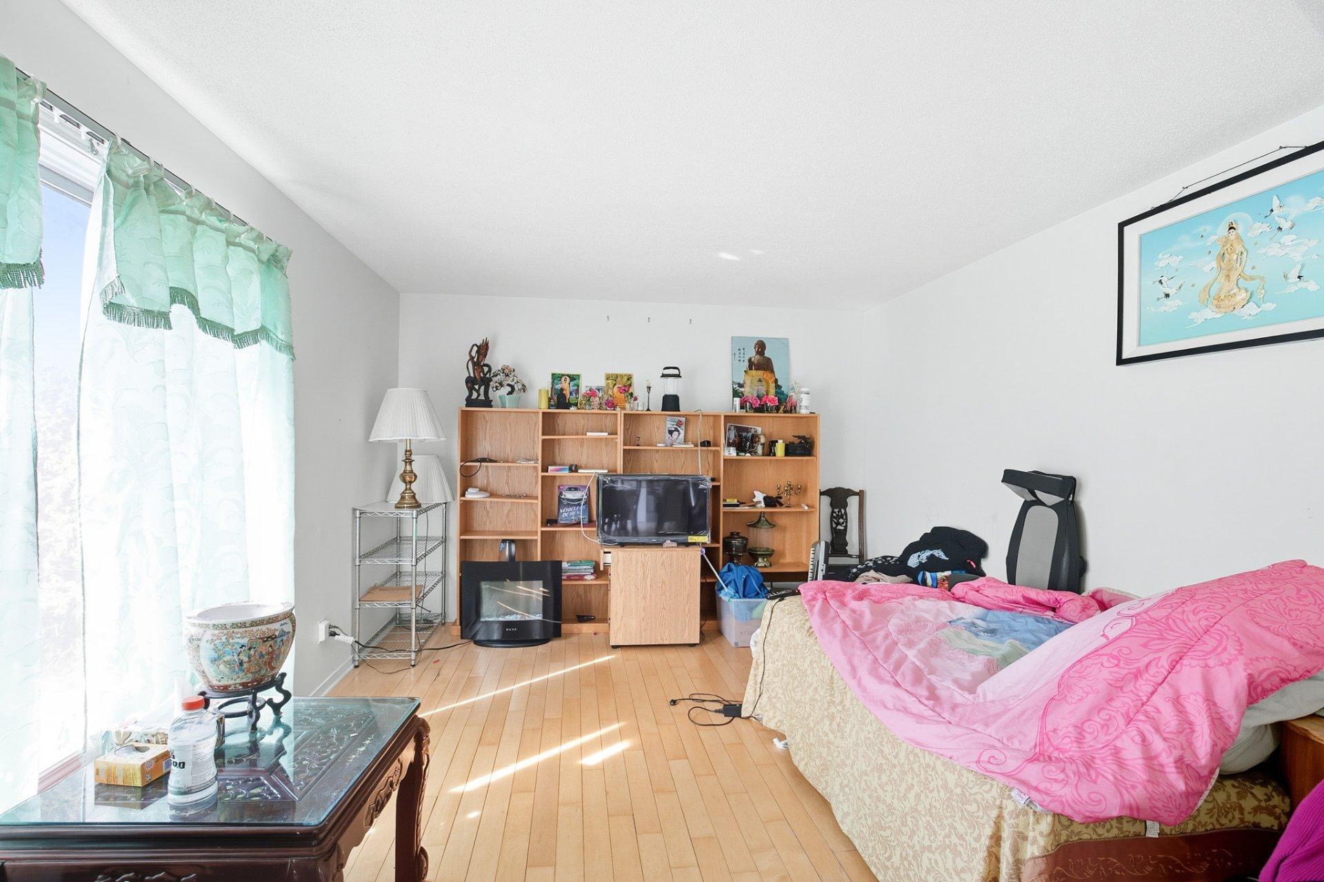 









64


Rue Jean-De La Fontaine

,
Gatineau (Aylmer),




QC
J9J2P5

