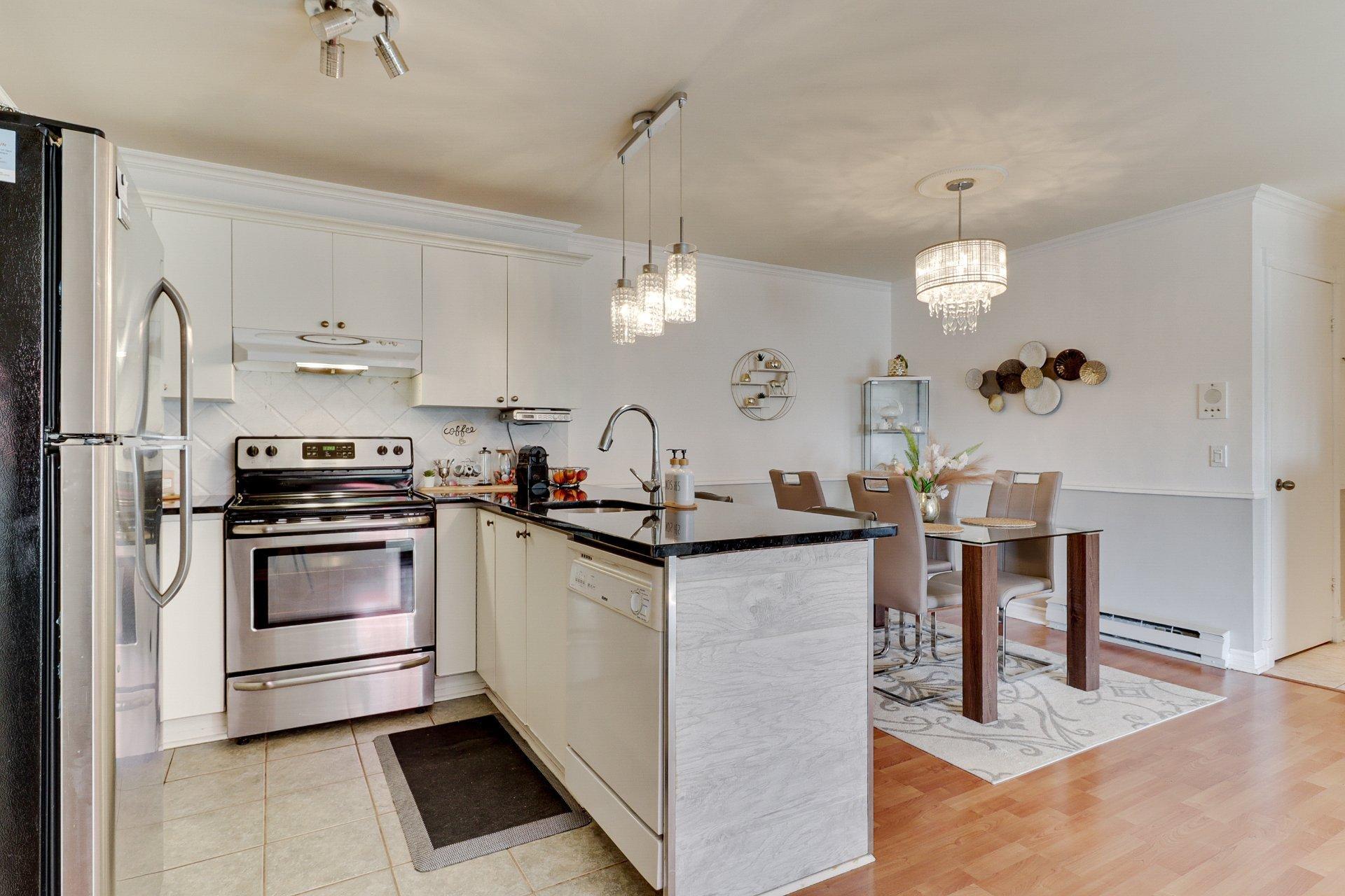 









1239


Boul. Iberville

, 401,
Repentigny (Repentigny),




QC
J5Y3H7

