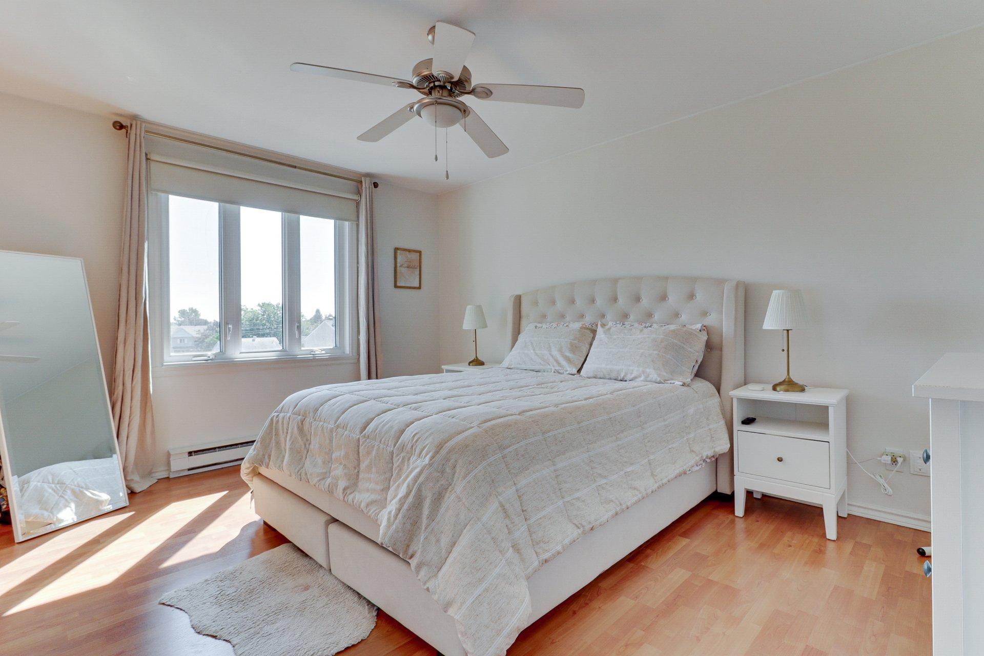 









1239


Boul. Iberville

, 401,
Repentigny (Repentigny),




QC
J5Y3H7

