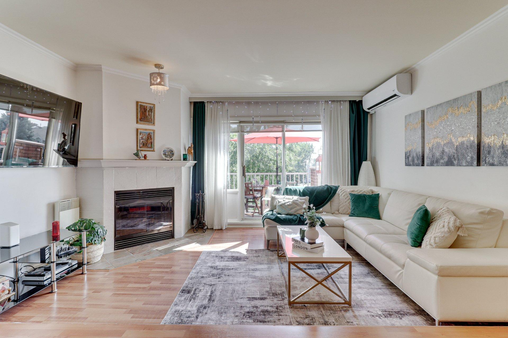 









1239


Boul. Iberville

, 401,
Repentigny (Repentigny),




QC
J5Y3H7

