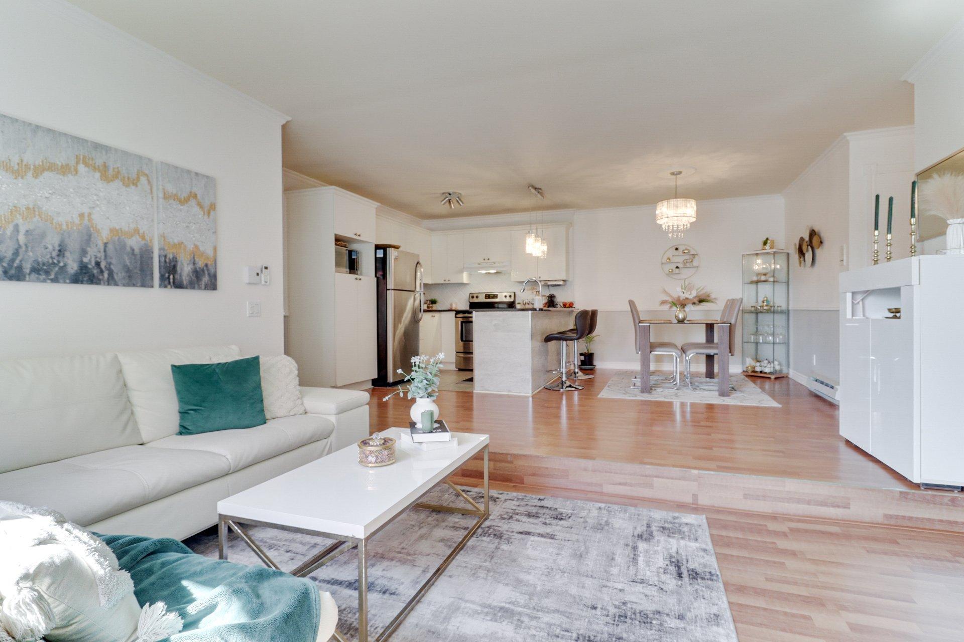 









1239


Boul. Iberville

, 401,
Repentigny (Repentigny),




QC
J5Y3H7

