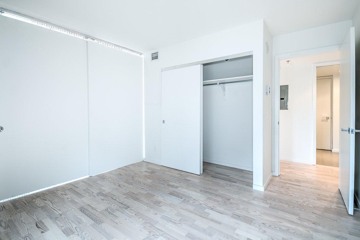 









350


Boul. De Maisonneuve O.

, 407,
Montréal (Ville-Marie),




QC
H3A0B4

