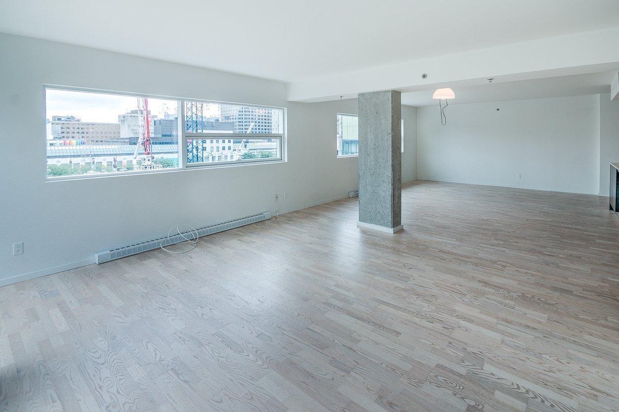









350


Boul. De Maisonneuve O.

, 407,
Montréal (Ville-Marie),




QC
H3A0B4

