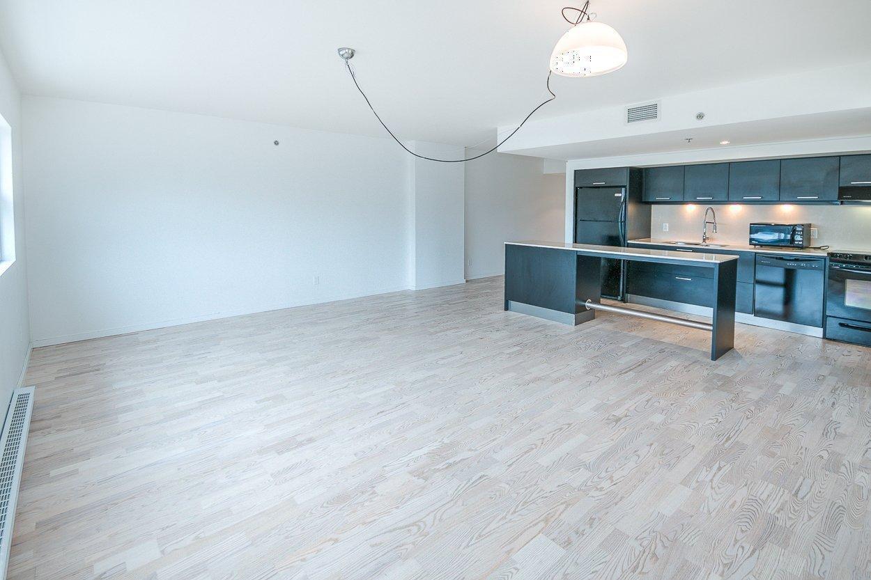 









350


Boul. De Maisonneuve O.

, 407,
Montréal (Ville-Marie),




QC
H3A0B4

