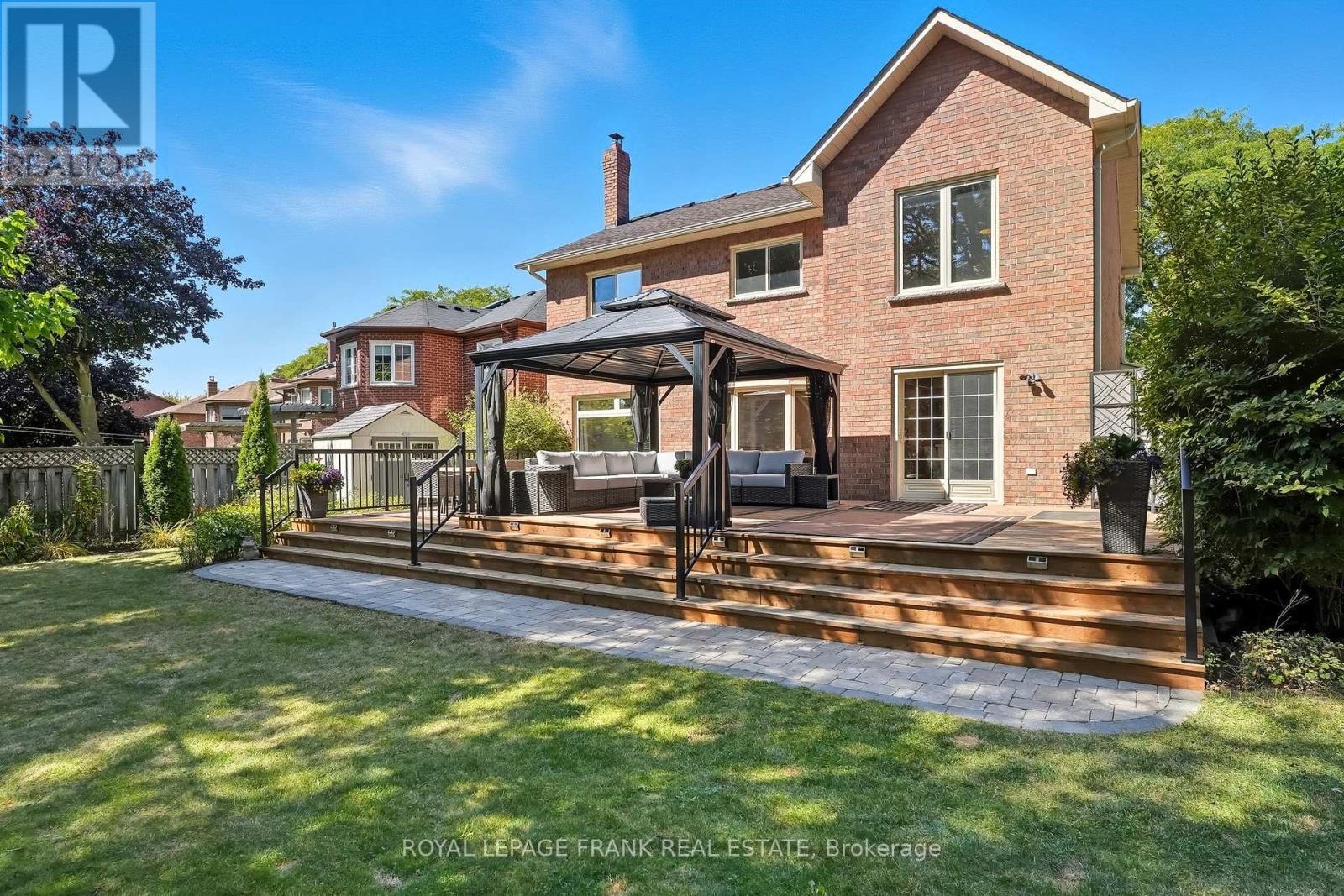 












49 RICE DRIVE

,
Whitby (Pringle Creek),




Ontario
L1N7Z3

