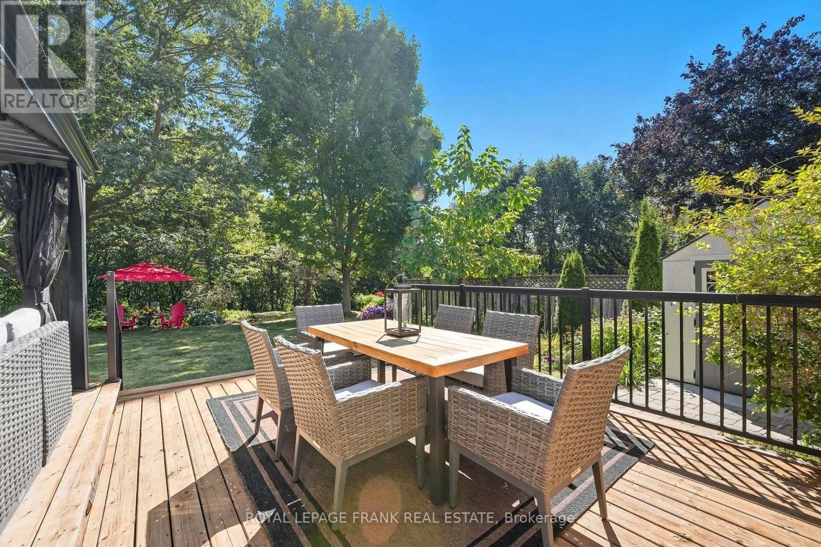 












49 RICE DRIVE

,
Whitby (Pringle Creek),




Ontario
L1N7Z3

