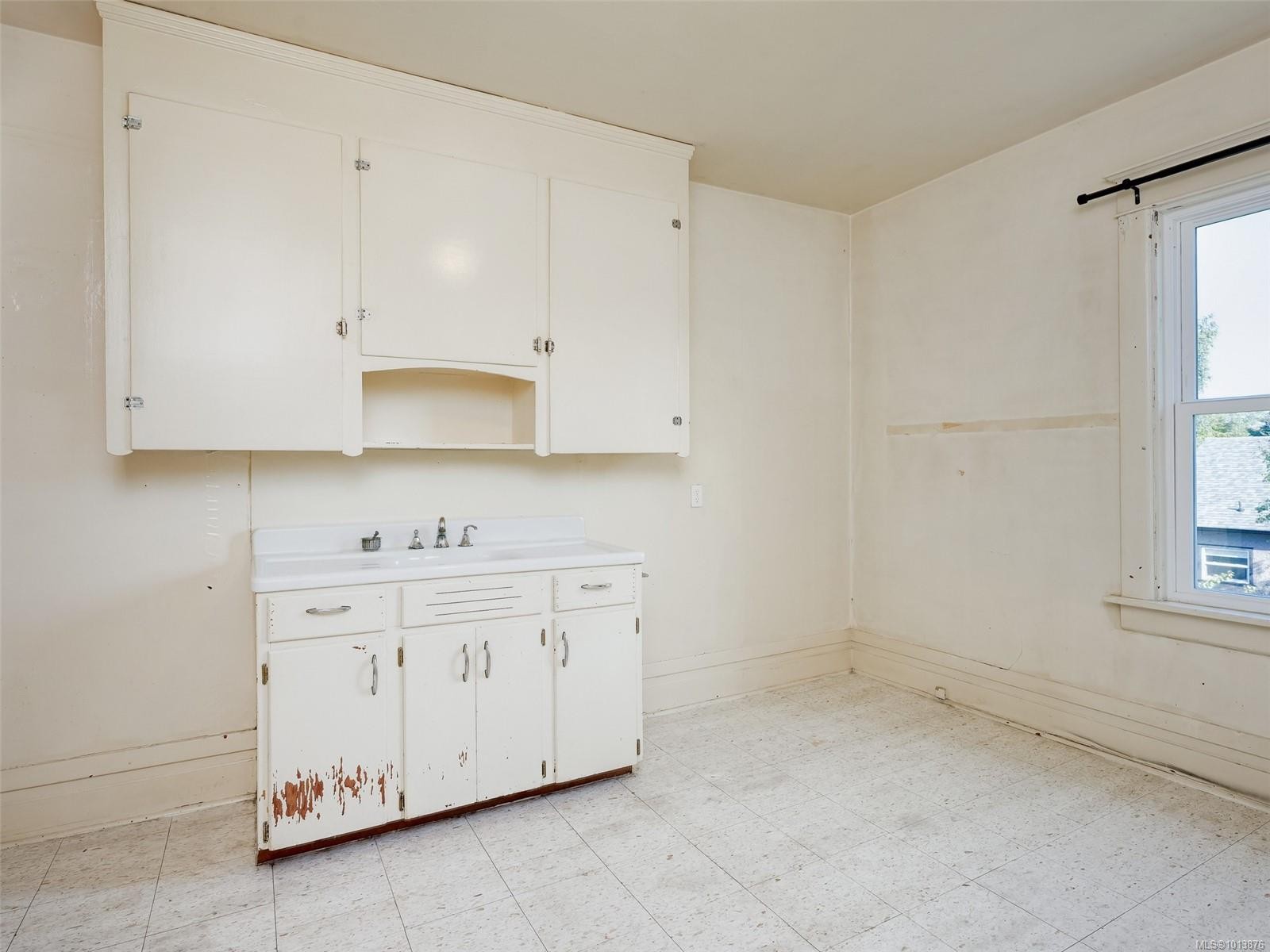 









1250


Fairfield

Rd,
Victoria,




BC
V8V 3B5

