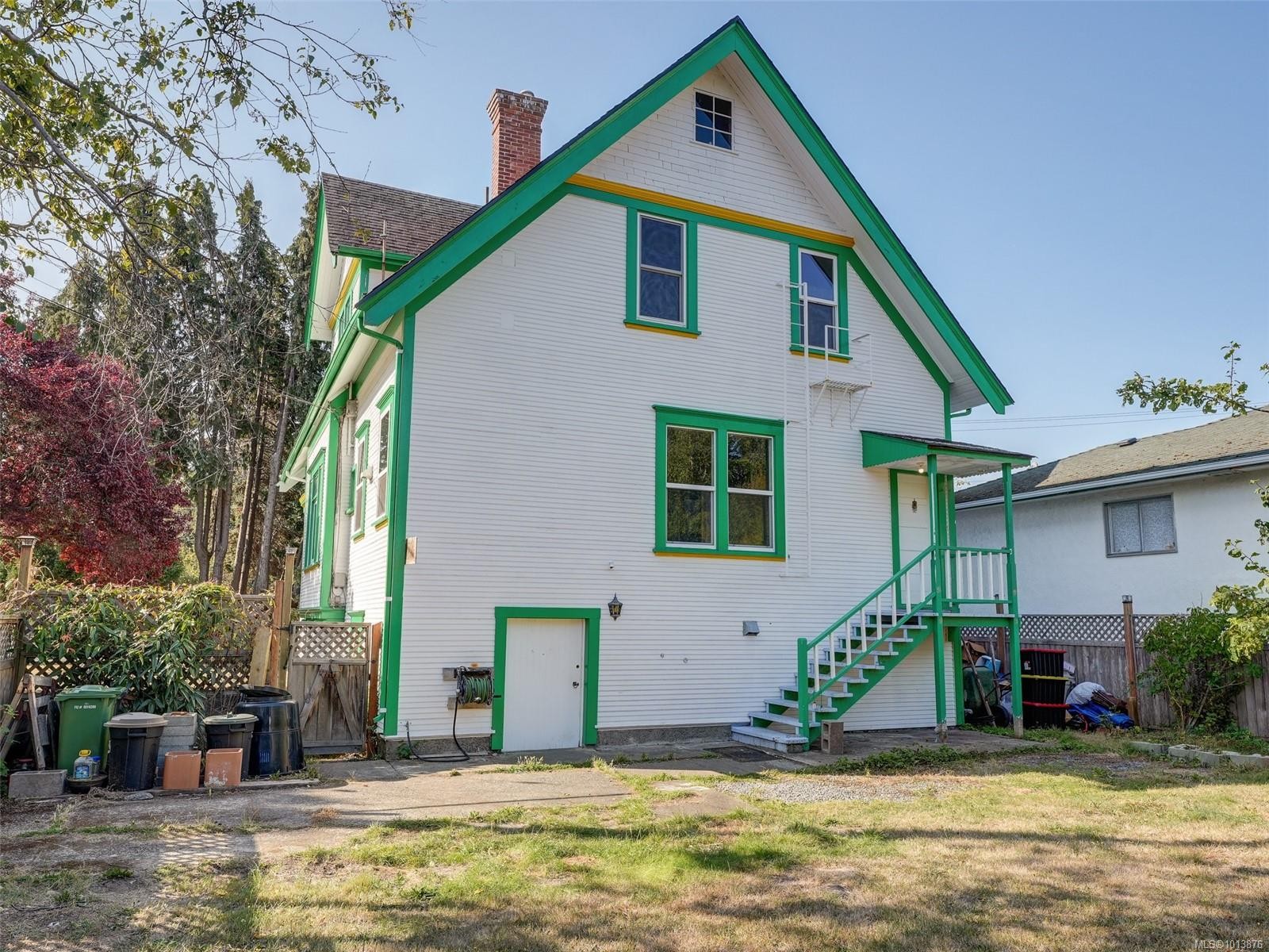 









1250


Fairfield

Rd,
Victoria,




BC
V8V 3B5

