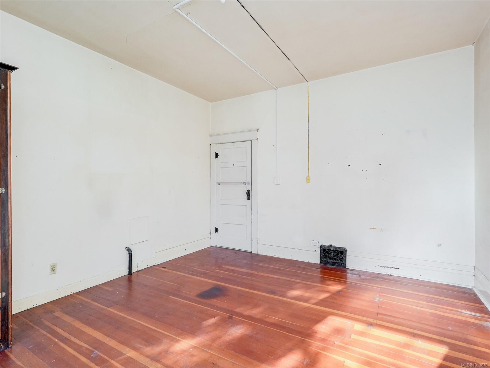 









1250


Fairfield

Rd,
Victoria,




BC
V8V 3B5

