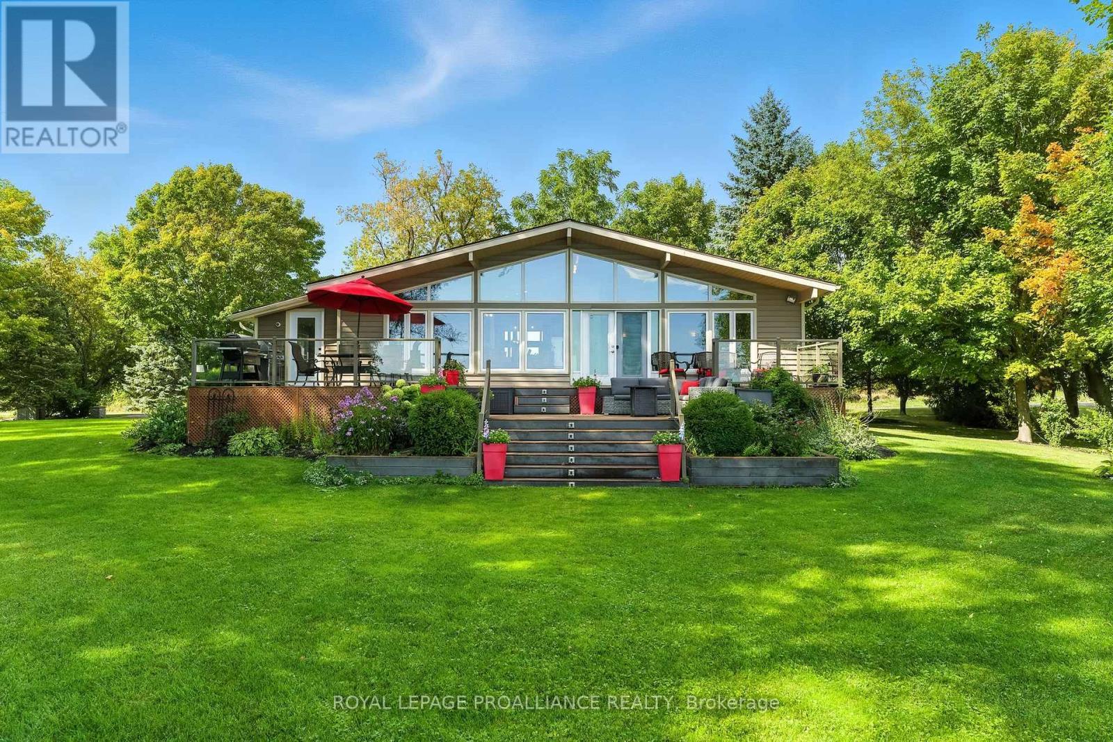 












97 MANLEY DRIVE

,
Belleville (Belleville Ward),




Ontario
K8N4Z4

