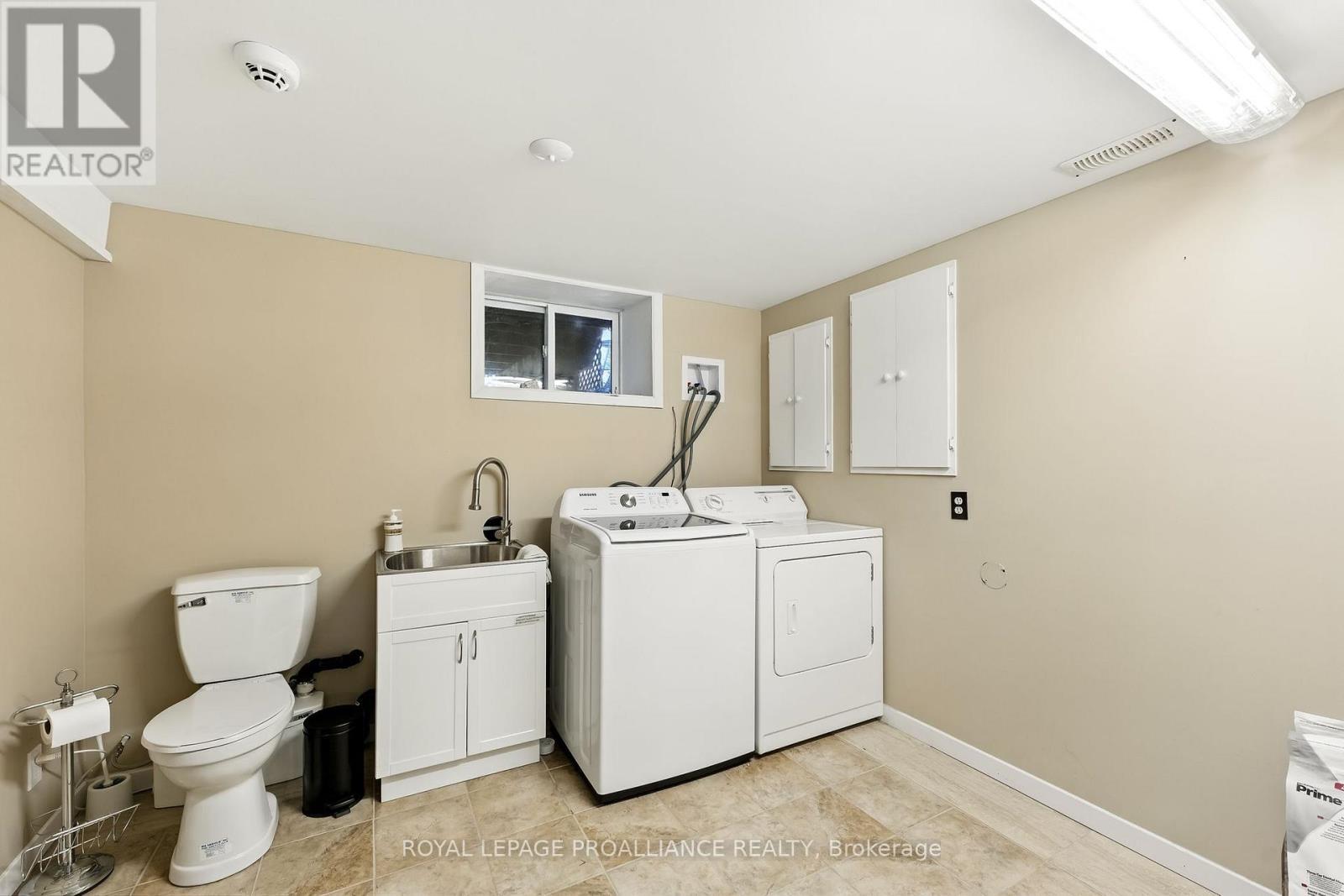 












97 MANLEY DRIVE

,
Belleville (Belleville Ward),




Ontario
K8N4Z4

