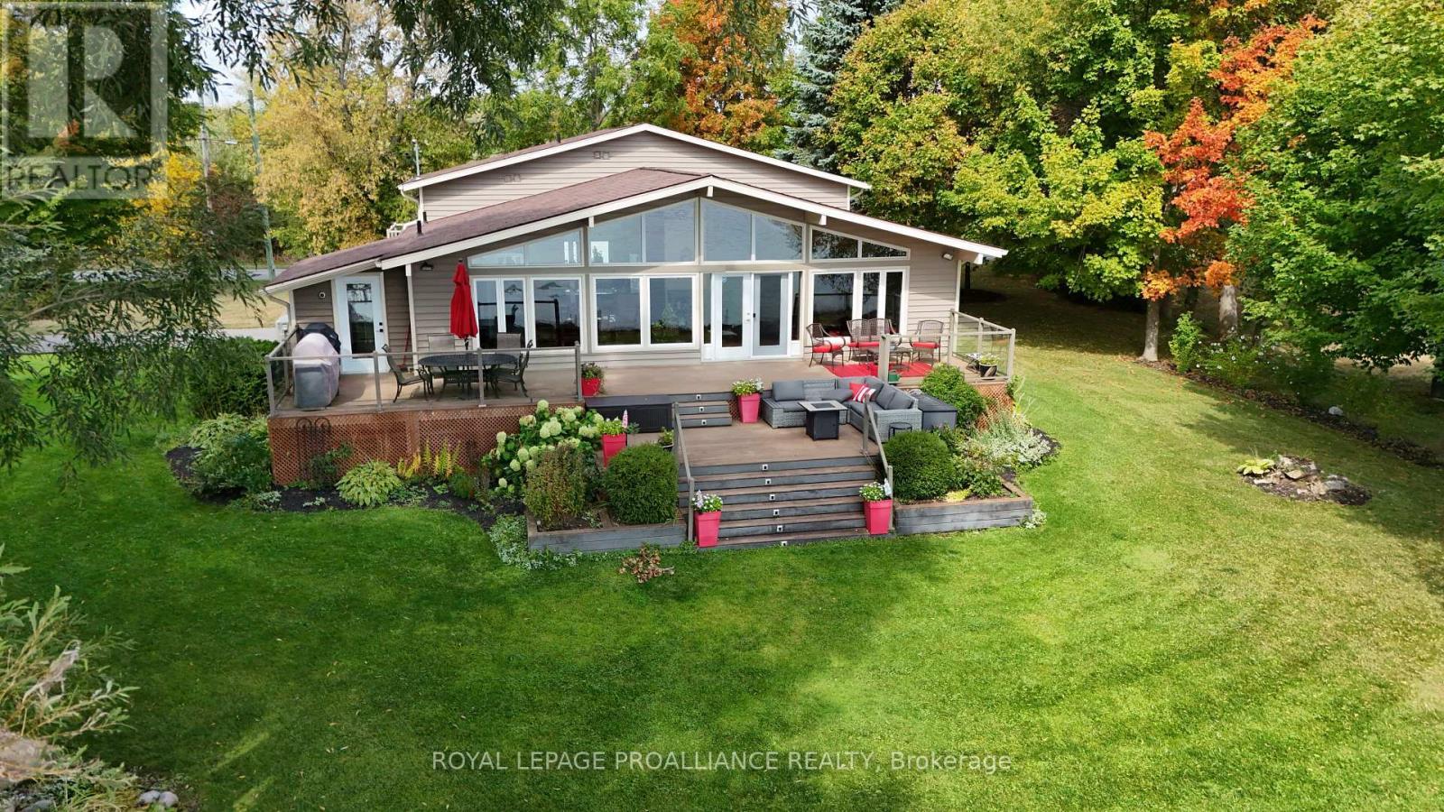 












97 MANLEY DRIVE

,
Belleville (Belleville Ward),




Ontario
K8N4Z4

