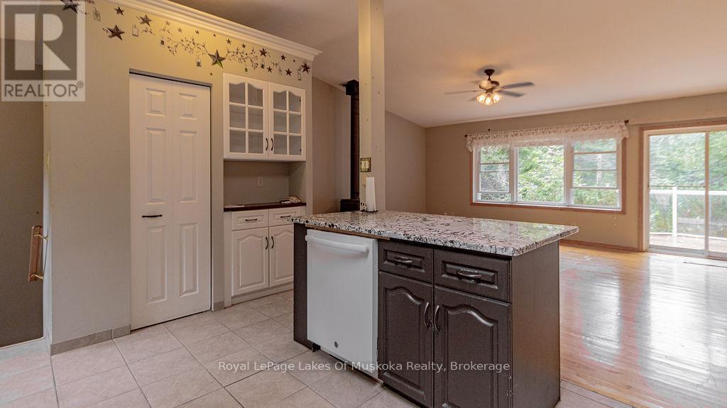 












4244 MUSKOKA ROAD 117

,
Lake of Bays (Franklin),




Ontario
P0B1A0

