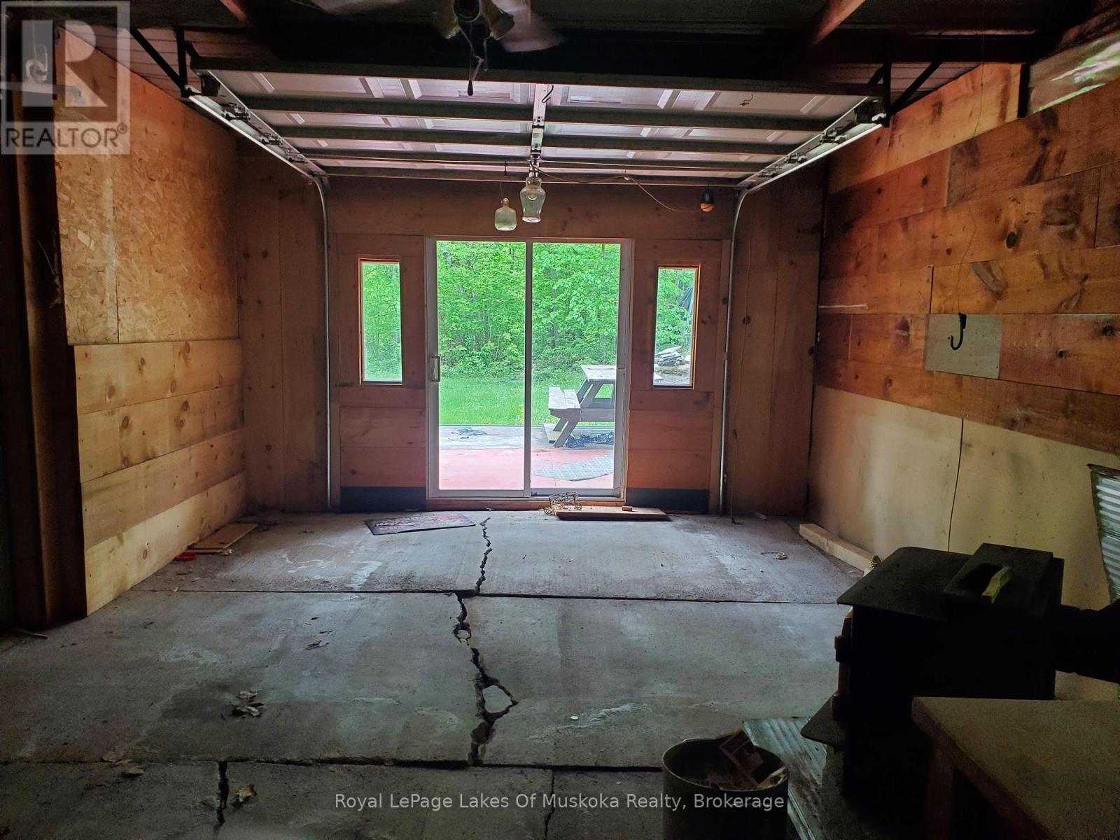 












4244 MUSKOKA ROAD 117

,
Lake of Bays (Franklin),




Ontario
P0B1A0

