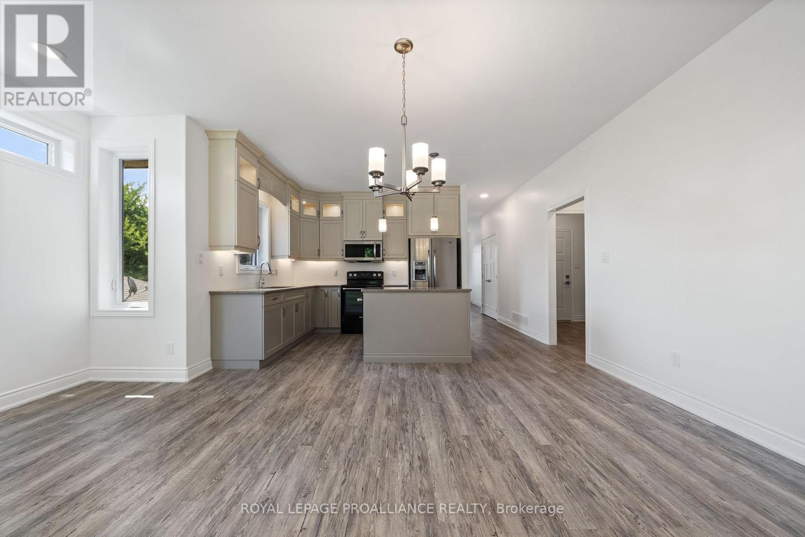 












12 DORMAN STREET

,
Brighton,




Ontario
K0K1H0


