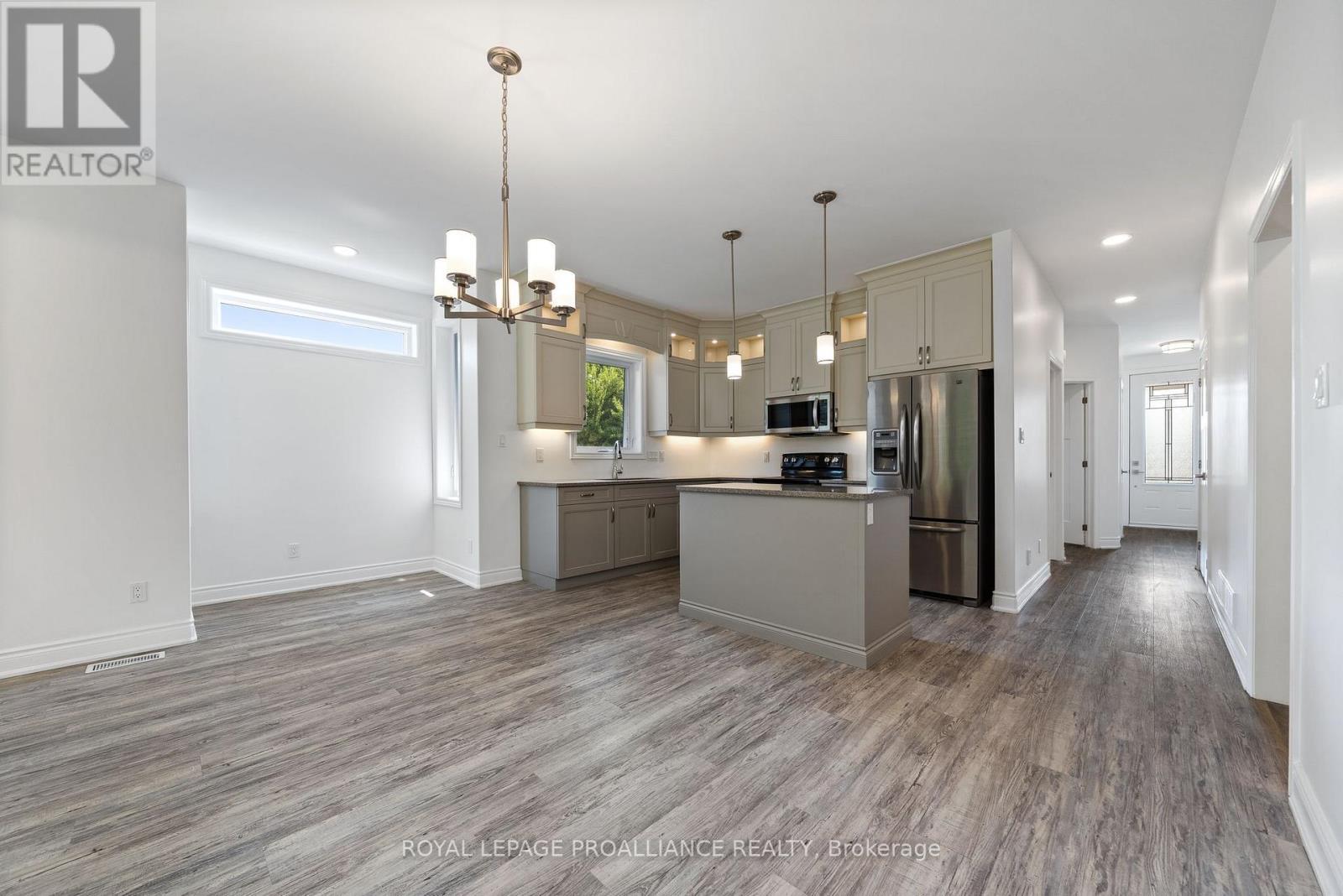 












12 DORMAN STREET

,
Brighton,




Ontario
K0K1H0

