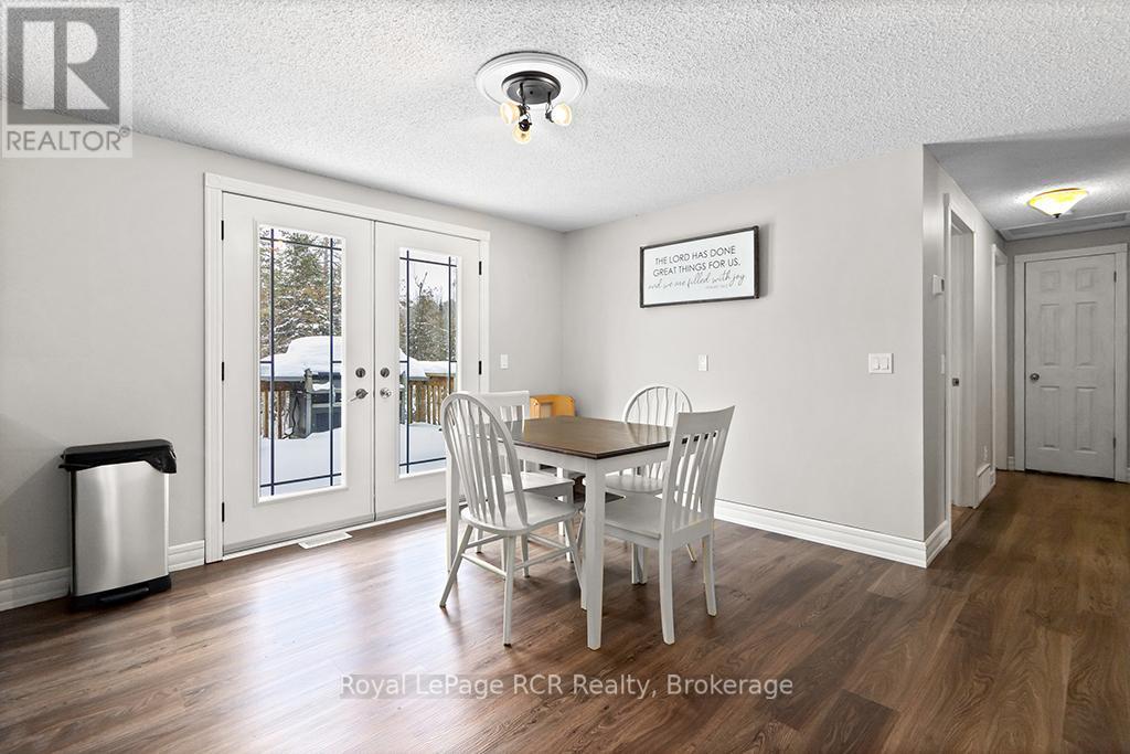 












282848 NORMANBY-BENTINCK TOWNLINE

,
West Grey,




Ontario
N0G1R0

