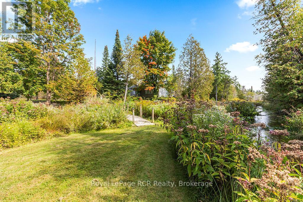 












282848 NORMANBY-BENTINCK TOWNLINE

,
West Grey,




Ontario
N0G1R0

