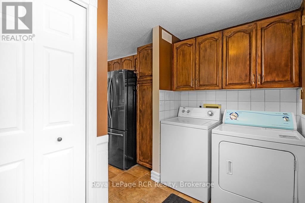 












282848 NORMANBY-BENTINCK TOWNLINE

,
West Grey,




Ontario
N0G1R0

