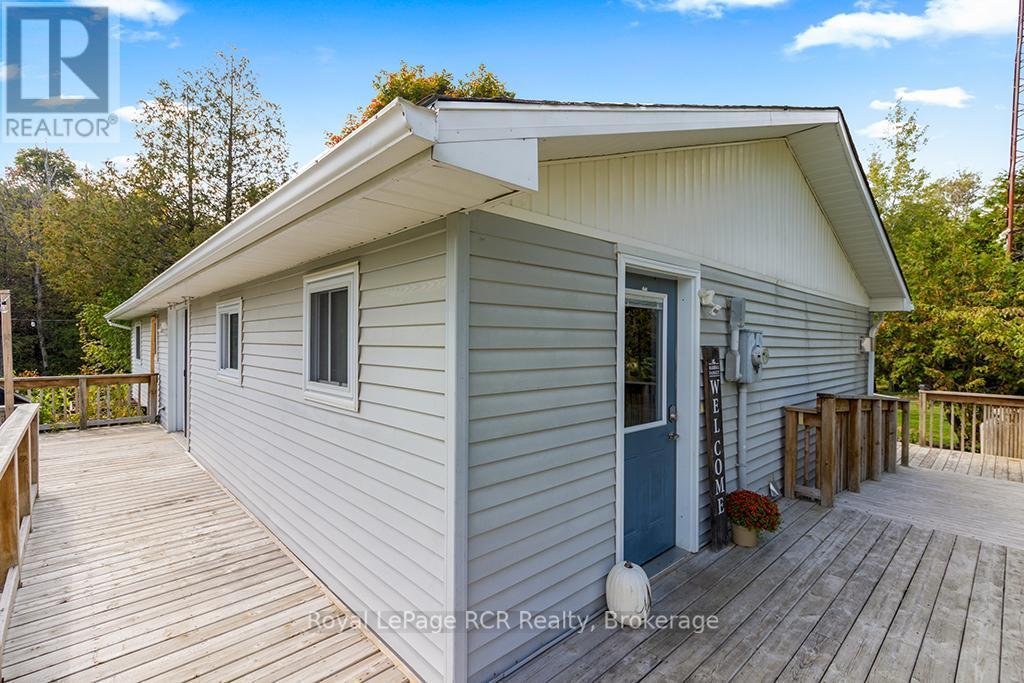 












282848 NORMANBY-BENTINCK TOWNLINE

,
West Grey,




Ontario
N0G1R0

