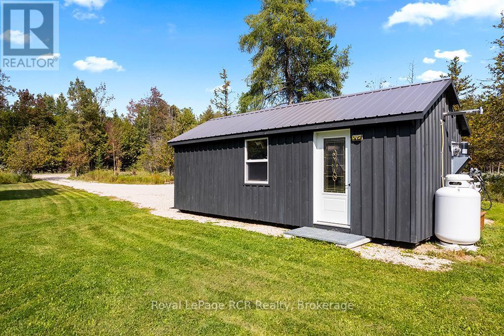 












282848 NORMANBY-BENTINCK TOWNLINE

,
West Grey,




Ontario
N0G1R0

