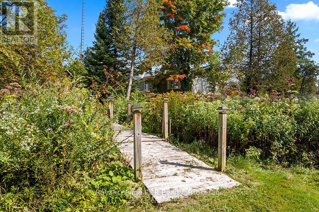 












282848 NORMANBY-BENTINCK TOWNLINE

,
West Grey,




Ontario
N0G1R0

