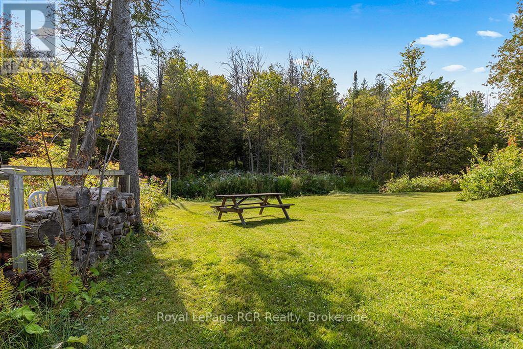 












282848 NORMANBY-BENTINCK TOWNLINE

,
West Grey,




Ontario
N0G1R0

